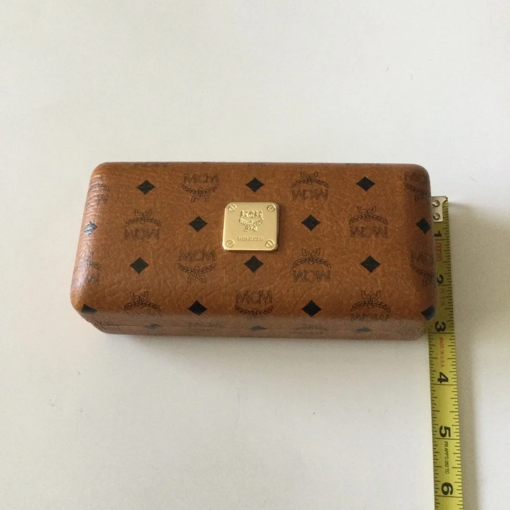 MCM LOGO SUNGLASSES CASE WITH CLEANING CLOTH